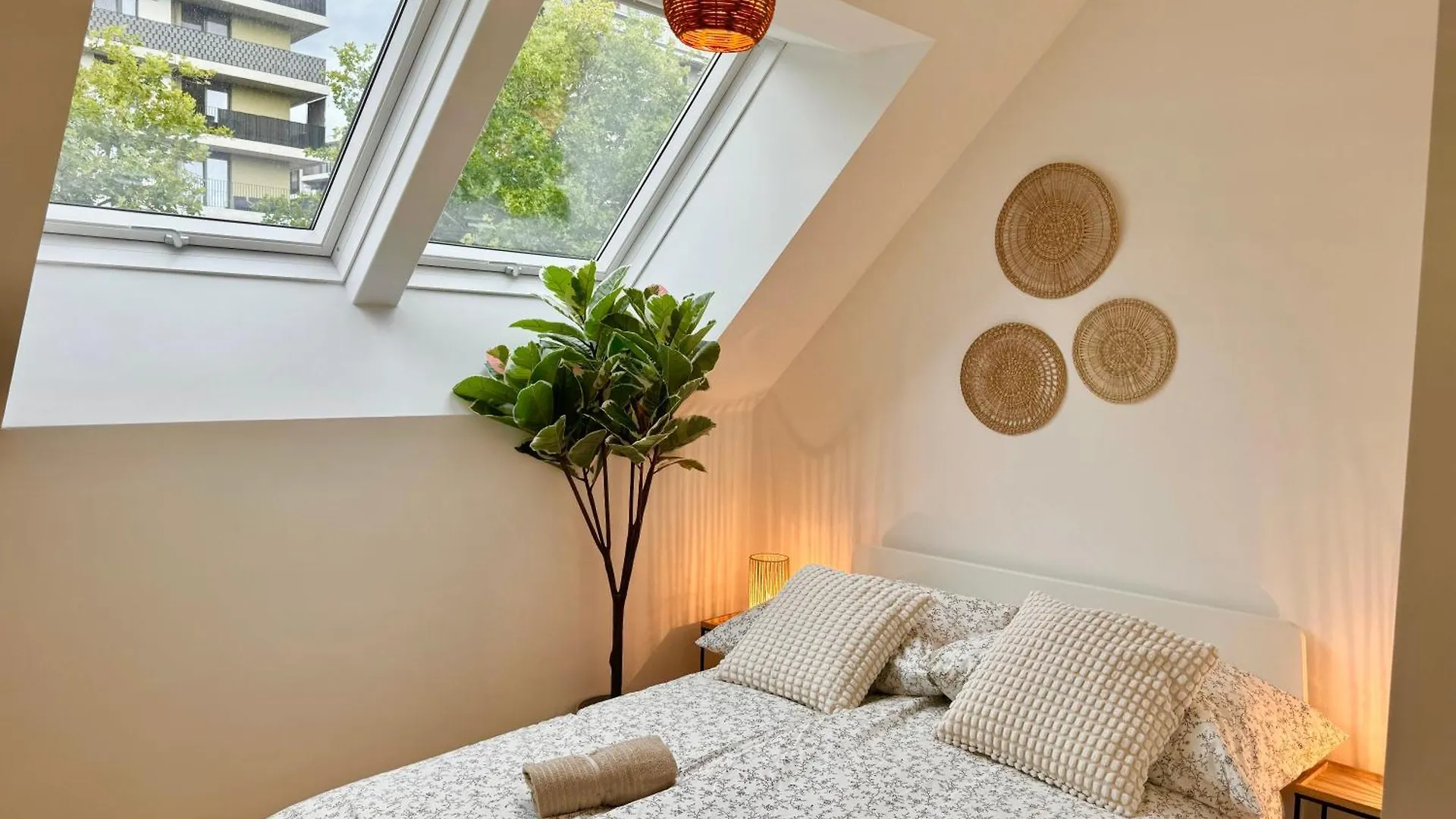 Modern Rooftop Apartment With Balcony Wien 0*,  Österrike
